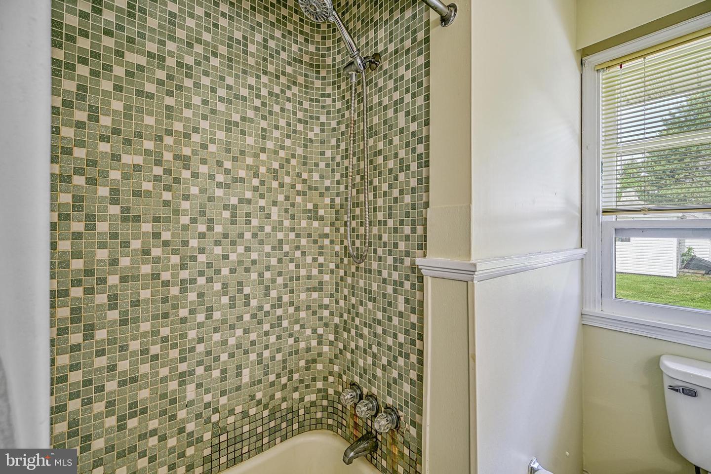 102 E WASHINGTON ST, REMINGTON, Virginia 22734, 2 Bedrooms Bedrooms, ,1 BathroomBathrooms,Residential,For sale,102 E WASHINGTON ST,VAFQ2016586 MLS # VAFQ2016586