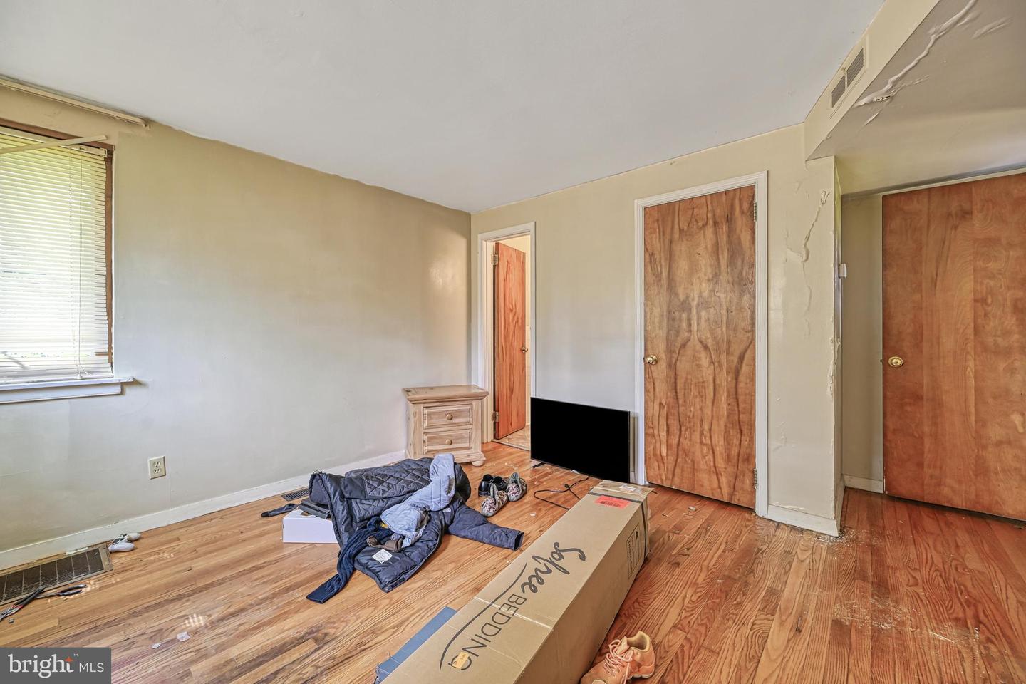 102 E WASHINGTON ST, REMINGTON, Virginia 22734, 2 Bedrooms Bedrooms, ,1 BathroomBathrooms,Residential,For sale,102 E WASHINGTON ST,VAFQ2016586 MLS # VAFQ2016586