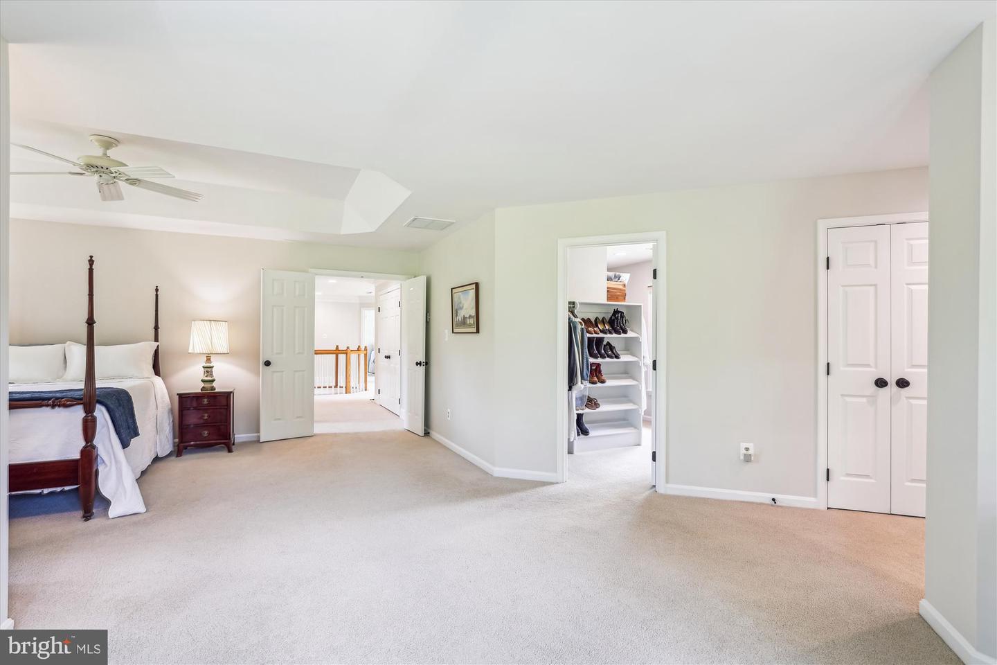 12308 COUNTRY RIDGE LN, FAIRFAX, Virginia 22033, 5 Bedrooms Bedrooms, ,4 BathroomsBathrooms,Residential,For sale,12308 COUNTRY RIDGE LN,VAFX2240376 MLS # VAFX2240376