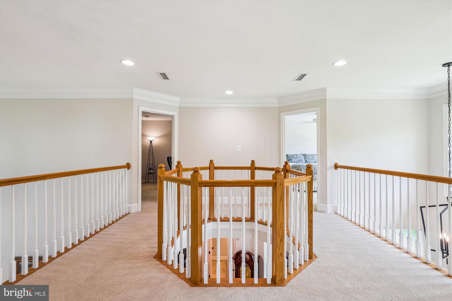 12308 COUNTRY RIDGE LN, FAIRFAX, Virginia 22033, 5 Bedrooms Bedrooms, ,4 BathroomsBathrooms,Residential,For sale,12308 COUNTRY RIDGE LN,VAFX2240376 MLS # VAFX2240376