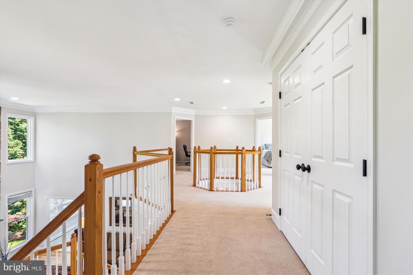 12308 COUNTRY RIDGE LN, FAIRFAX, Virginia 22033, 5 Bedrooms Bedrooms, ,4 BathroomsBathrooms,Residential,For sale,12308 COUNTRY RIDGE LN,VAFX2240376 MLS # VAFX2240376