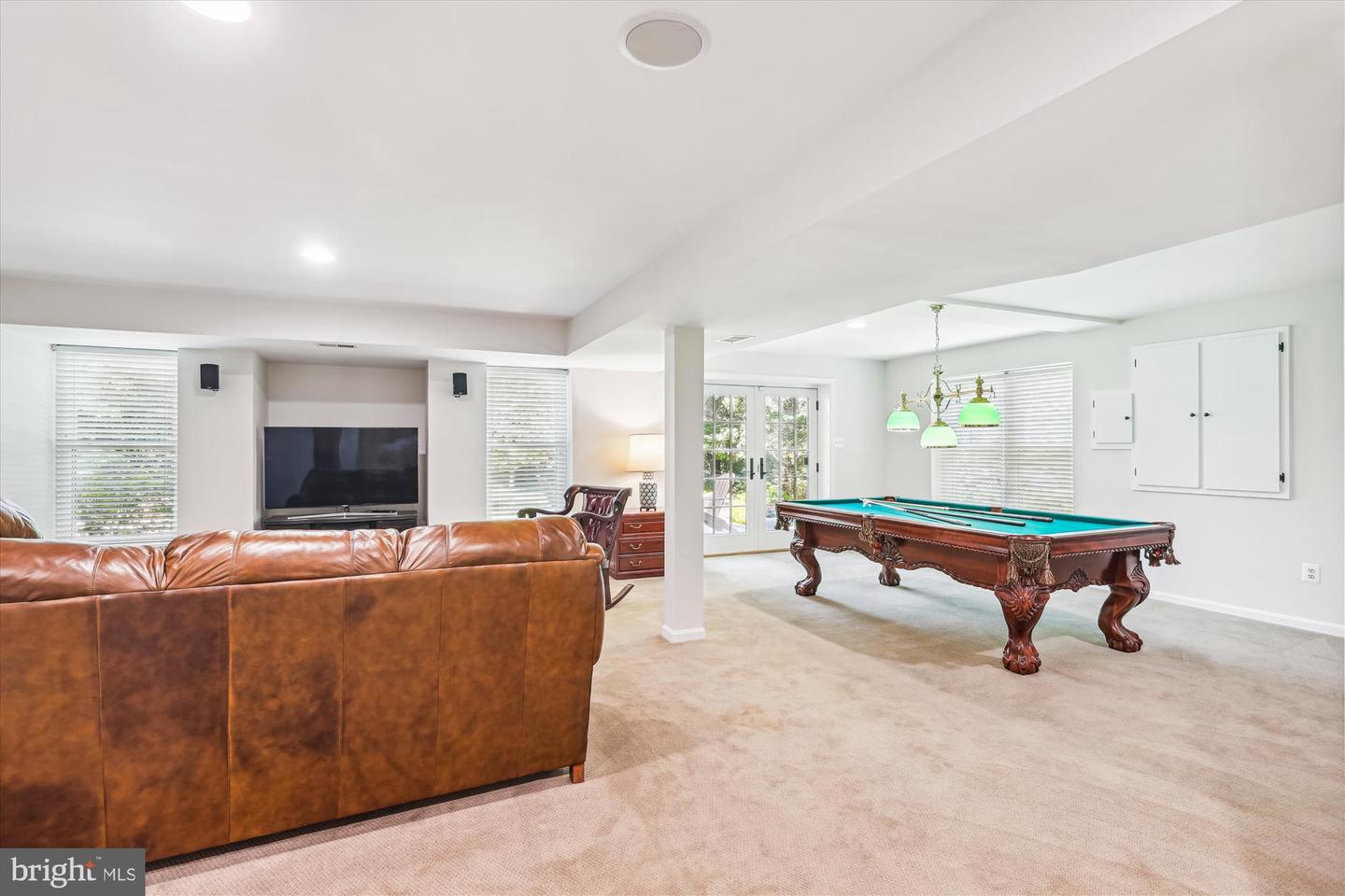 12308 COUNTRY RIDGE LN, FAIRFAX, Virginia 22033, 5 Bedrooms Bedrooms, ,4 BathroomsBathrooms,Residential,For sale,12308 COUNTRY RIDGE LN,VAFX2240376 MLS # VAFX2240376
