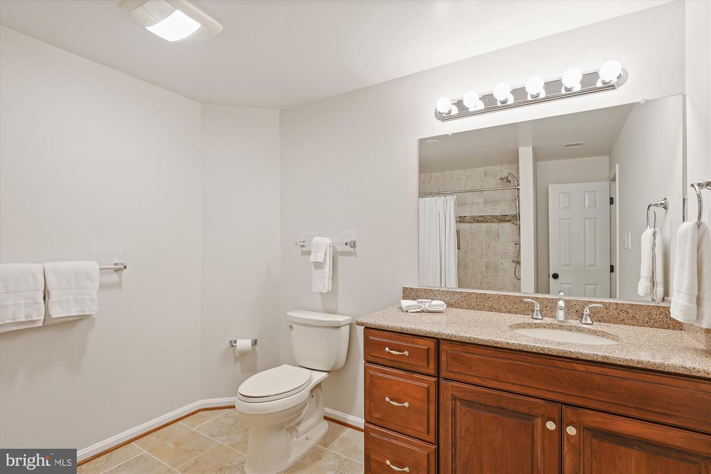 12308 COUNTRY RIDGE LN, FAIRFAX, Virginia 22033, 5 Bedrooms Bedrooms, ,4 BathroomsBathrooms,Residential,For sale,12308 COUNTRY RIDGE LN,VAFX2240376 MLS # VAFX2240376