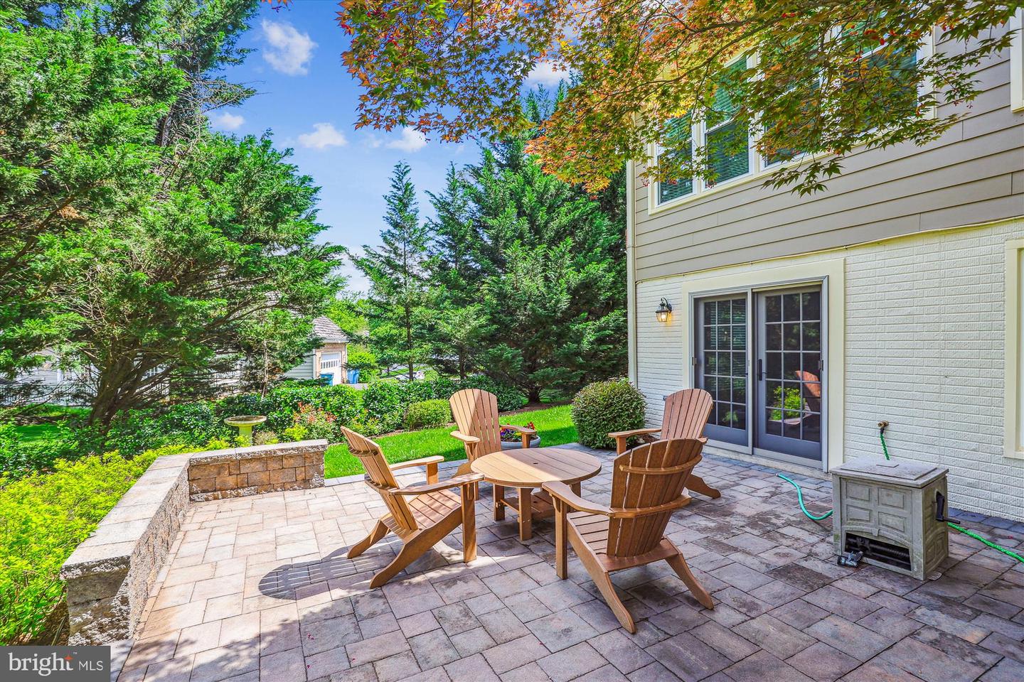 12308 COUNTRY RIDGE LN, FAIRFAX, Virginia 22033, 5 Bedrooms Bedrooms, ,4 BathroomsBathrooms,Residential,For sale,12308 COUNTRY RIDGE LN,VAFX2240376 MLS # VAFX2240376