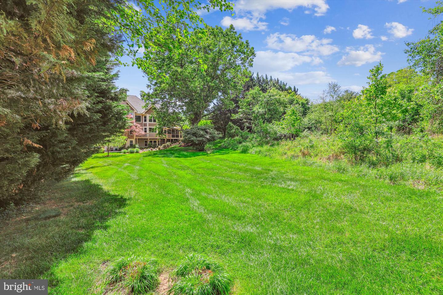 12308 COUNTRY RIDGE LN, FAIRFAX, Virginia 22033, 5 Bedrooms Bedrooms, ,4 BathroomsBathrooms,Residential,For sale,12308 COUNTRY RIDGE LN,VAFX2240376 MLS # VAFX2240376