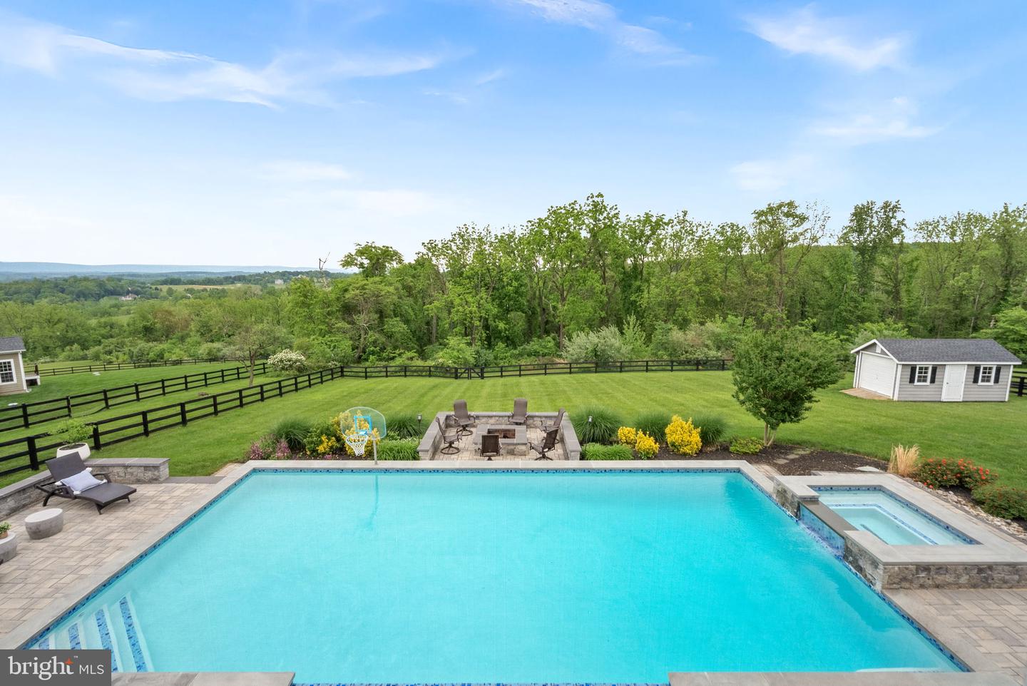 16024 WATERFORD CREST PL, PAEONIAN SPRINGS, Virginia 20129, 7 Bedrooms Bedrooms, ,6 BathroomsBathrooms,Residential,For sale,16024 WATERFORD CREST PL,VALO2096224 MLS # VALO2096224