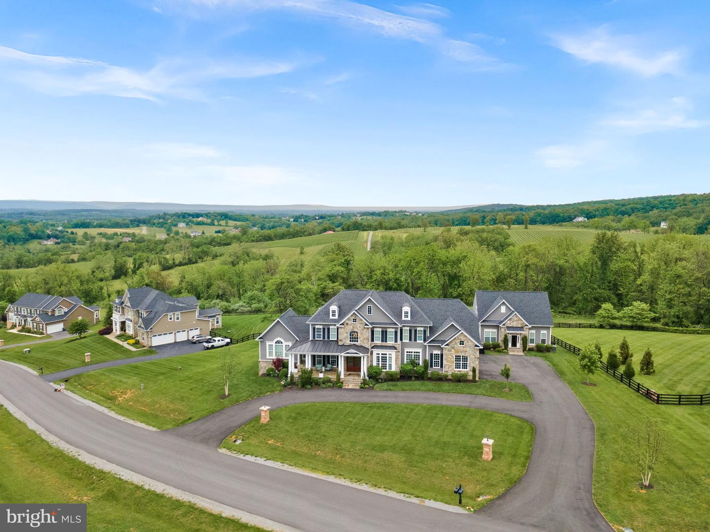 16024 WATERFORD CREST PL, PAEONIAN SPRINGS, Virginia 20129, 7 Bedrooms Bedrooms, ,6 BathroomsBathrooms,Residential,For sale,16024 WATERFORD CREST PL,VALO2096224 MLS # VALO2096224