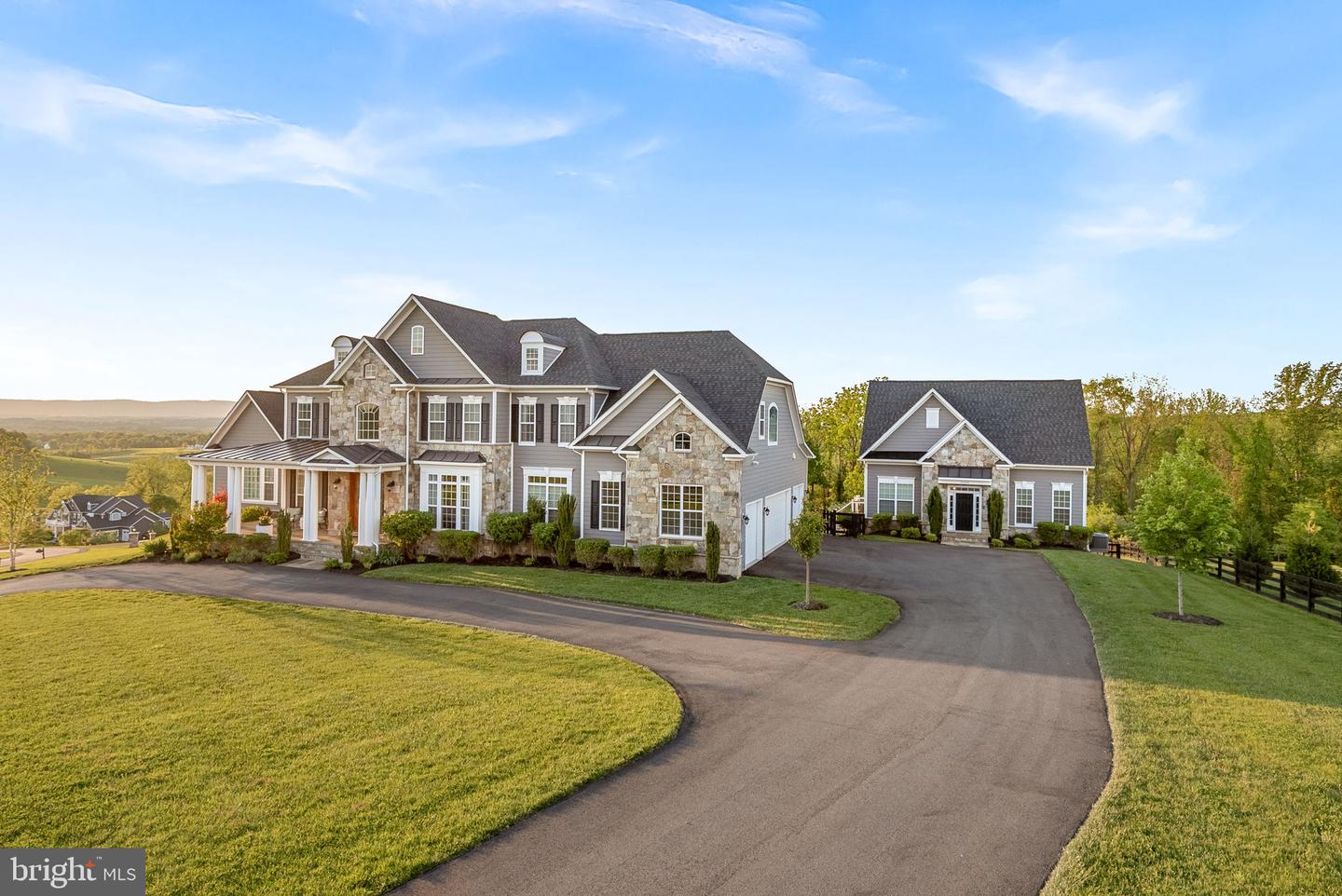 16024 WATERFORD CREST PL, PAEONIAN SPRINGS, Virginia 20129, 7 Bedrooms Bedrooms, ,6 BathroomsBathrooms,Residential,For sale,16024 WATERFORD CREST PL,VALO2096224 MLS # VALO2096224