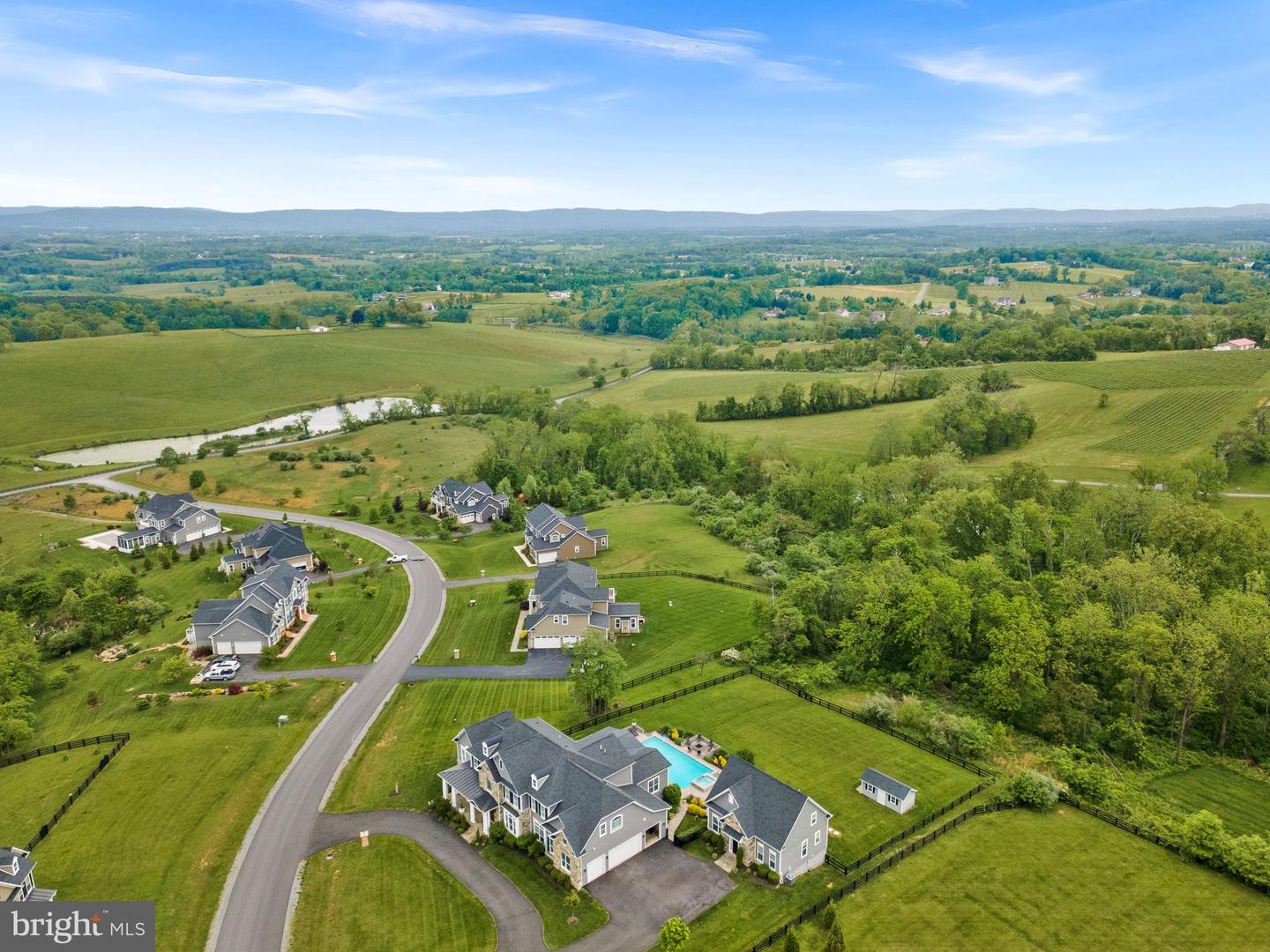 16024 WATERFORD CREST PL, PAEONIAN SPRINGS, Virginia 20129, 7 Bedrooms Bedrooms, ,6 BathroomsBathrooms,Residential,For sale,16024 WATERFORD CREST PL,VALO2096224 MLS # VALO2096224