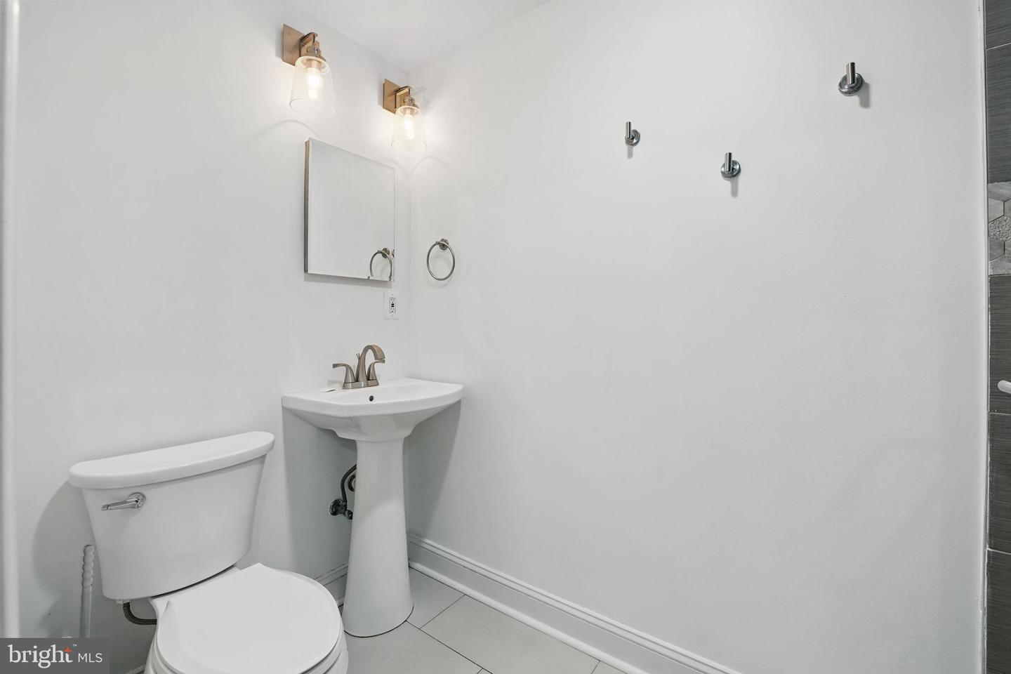 8134 VIOLA ST, SPRINGFIELD, Virginia 22152, 4 Bedrooms Bedrooms, ,3 BathroomsBathrooms,Residential,For sale,8134 VIOLA ST,VAFX2240408 MLS # VAFX2240408