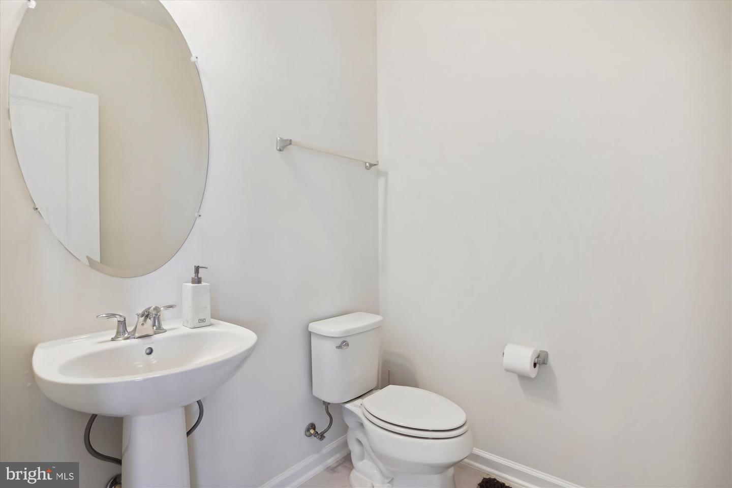 8423 REFORMATORY WAY, LORTON, Virginia 22079, 3 Bedrooms Bedrooms, ,2 BathroomsBathrooms,Residential,For sale,8423 REFORMATORY WAY,VAFX2240432 MLS # VAFX2240432