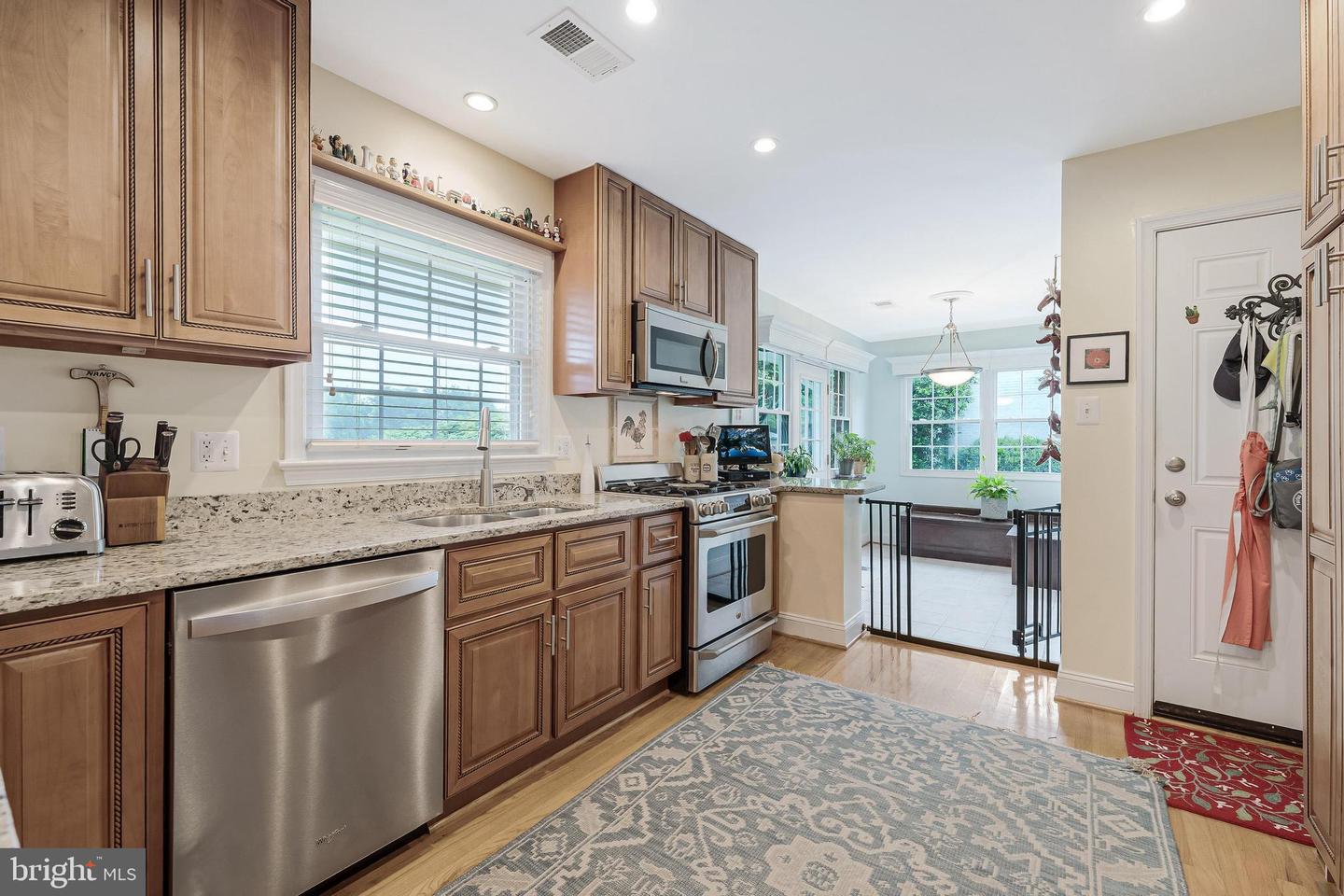 1243 KURTZ RD, MCLEAN, Virginia 22101, 4 Bedrooms Bedrooms, ,3 BathroomsBathrooms,Residential,For sale,1243 KURTZ RD,VAFX2240434 MLS # VAFX2240434