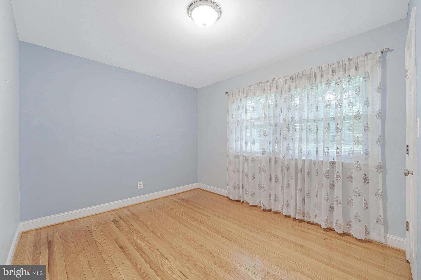 1243 KURTZ RD, MCLEAN, Virginia 22101, 4 Bedrooms Bedrooms, ,3 BathroomsBathrooms,Residential,For sale,1243 KURTZ RD,VAFX2240434 MLS # VAFX2240434