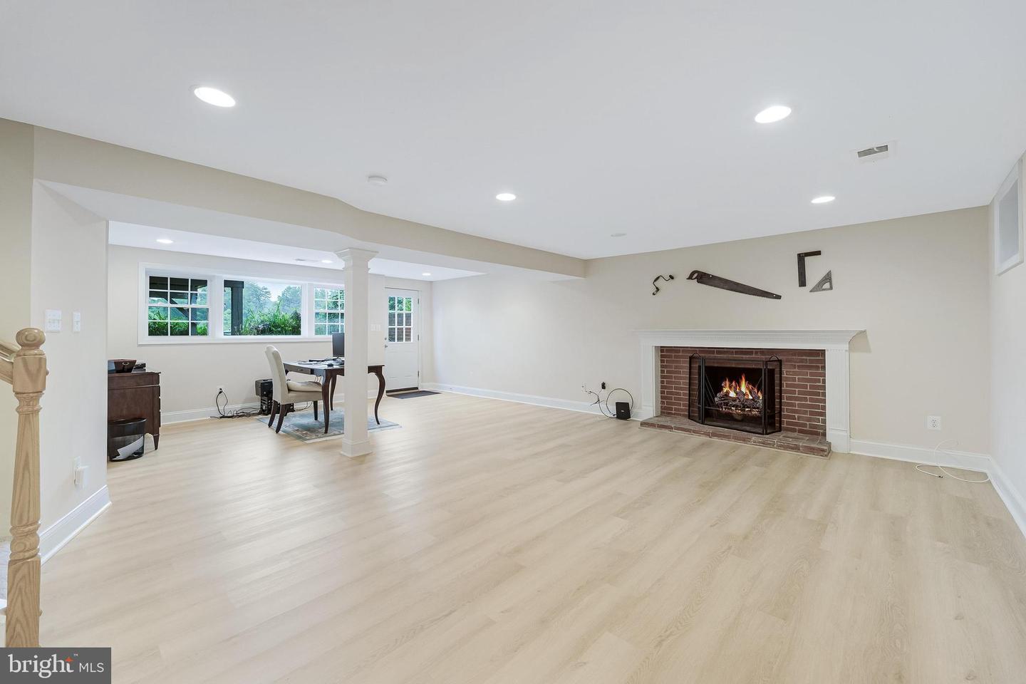 1243 KURTZ RD, MCLEAN, Virginia 22101, 4 Bedrooms Bedrooms, ,3 BathroomsBathrooms,Residential,For sale,1243 KURTZ RD,VAFX2240434 MLS # VAFX2240434