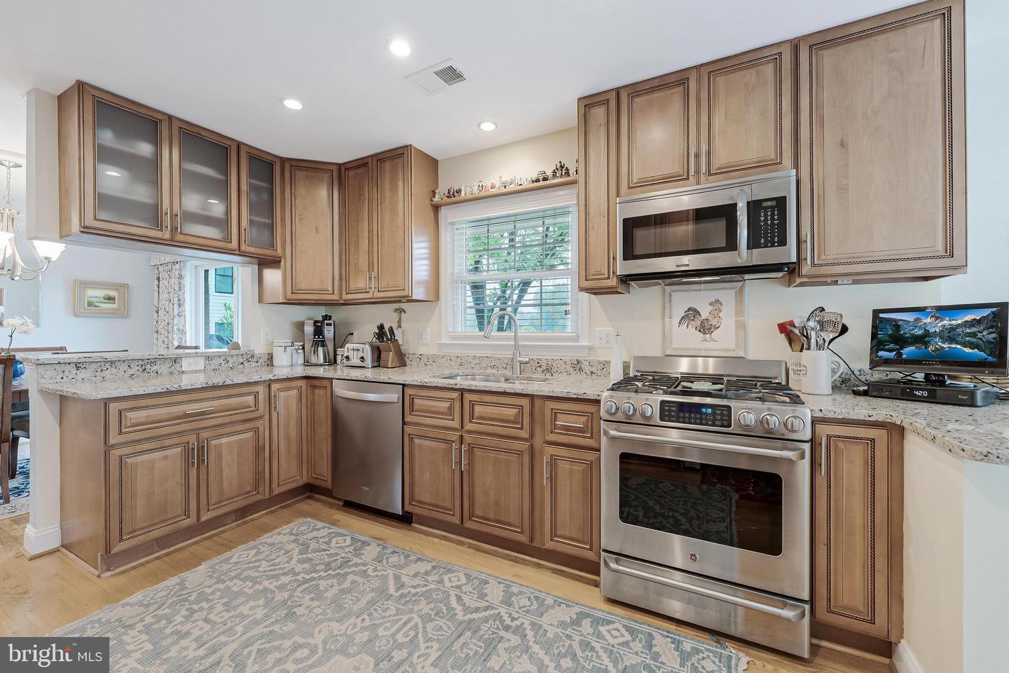 1243 KURTZ RD, MCLEAN, Virginia 22101, 4 Bedrooms Bedrooms, ,3 BathroomsBathrooms,Residential,For sale,1243 KURTZ RD,VAFX2240434 MLS # VAFX2240434