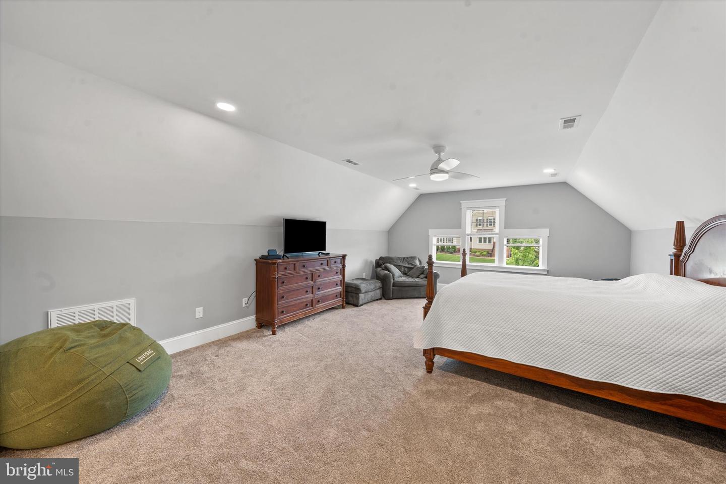 13510 KELHAM RD, MIDLOTHIAN, Virginia 23113, 4 Bedrooms Bedrooms, 11 Rooms Rooms,3 BathroomsBathrooms,Residential,For sale,13510 KELHAM RD,VACF2001140 MLS # VACF2001140