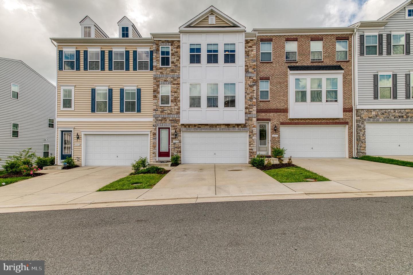 5015 LITTLE MARTHA WAY, WOODBRIDGE, Virginia 22192, 4 Bedrooms Bedrooms, ,3 BathroomsBathrooms,Residential,For sale,5015 LITTLE MARTHA WAY,VAPW2094548 MLS # VAPW2094548