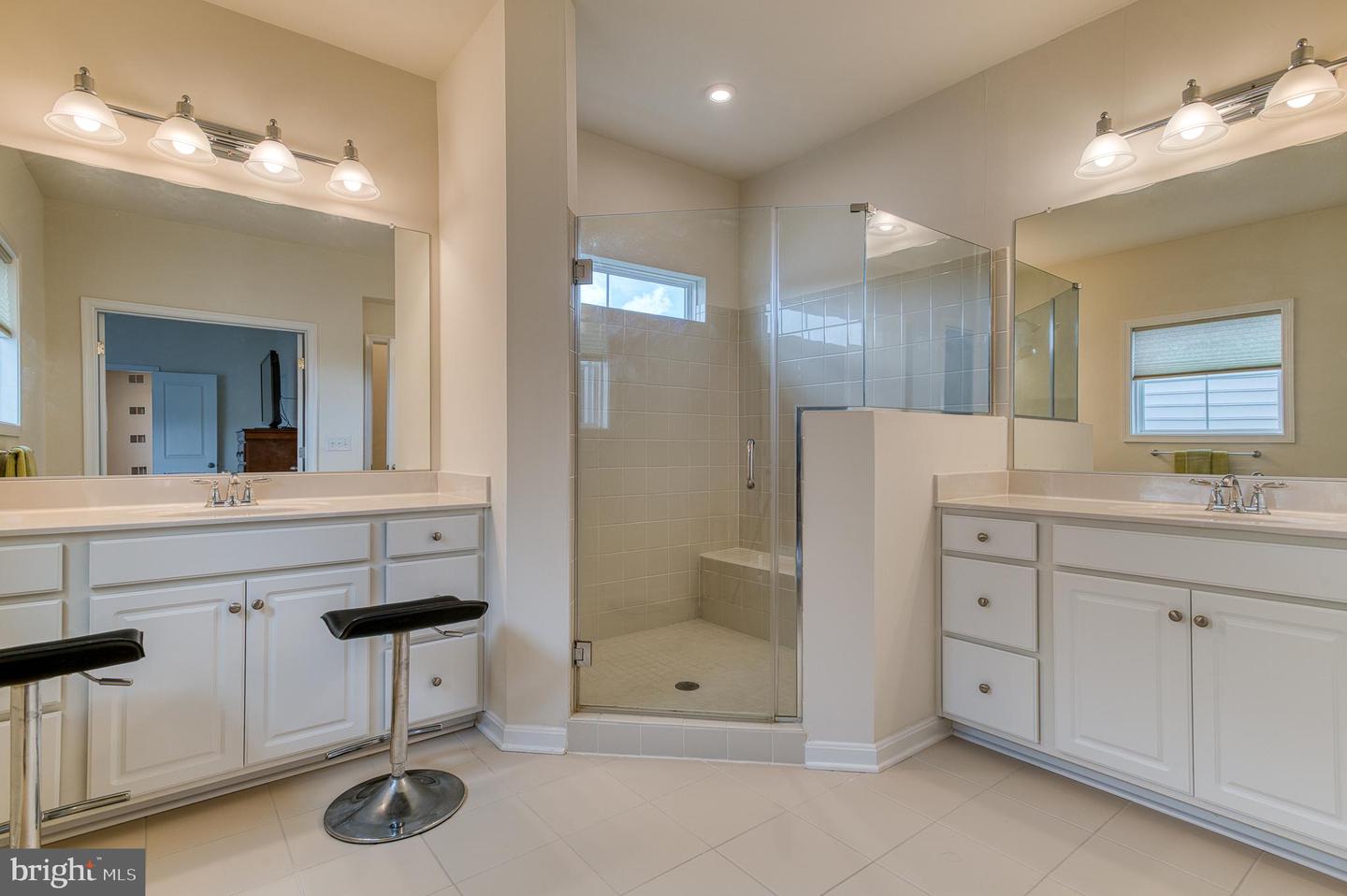 5015 LITTLE MARTHA WAY, WOODBRIDGE, Virginia 22192, 4 Bedrooms Bedrooms, ,3 BathroomsBathrooms,Residential,For sale,5015 LITTLE MARTHA WAY,VAPW2094548 MLS # VAPW2094548