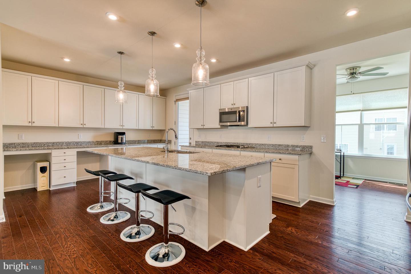 5015 LITTLE MARTHA WAY, WOODBRIDGE, Virginia 22192, 4 Bedrooms Bedrooms, ,3 BathroomsBathrooms,Residential,For sale,5015 LITTLE MARTHA WAY,VAPW2094548 MLS # VAPW2094548