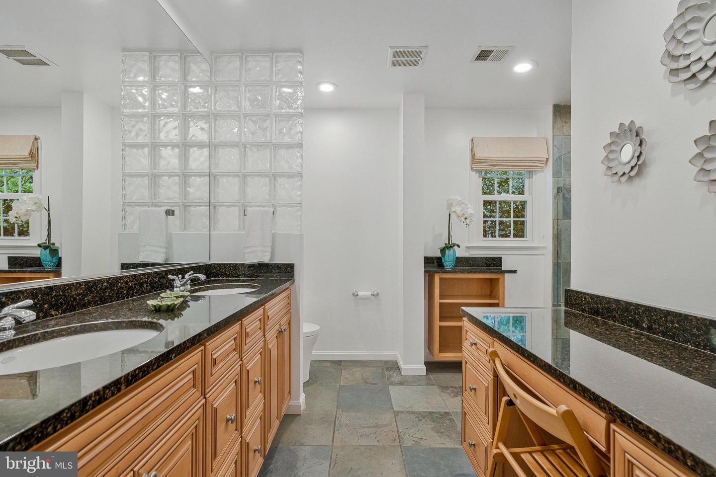 1880 COLD CREEK CT, VIENNA, Virginia 22182, 5 Bedrooms Bedrooms, ,3 BathroomsBathrooms,Residential,For sale,1880 COLD CREEK CT,VAFX2240488 MLS # VAFX2240488