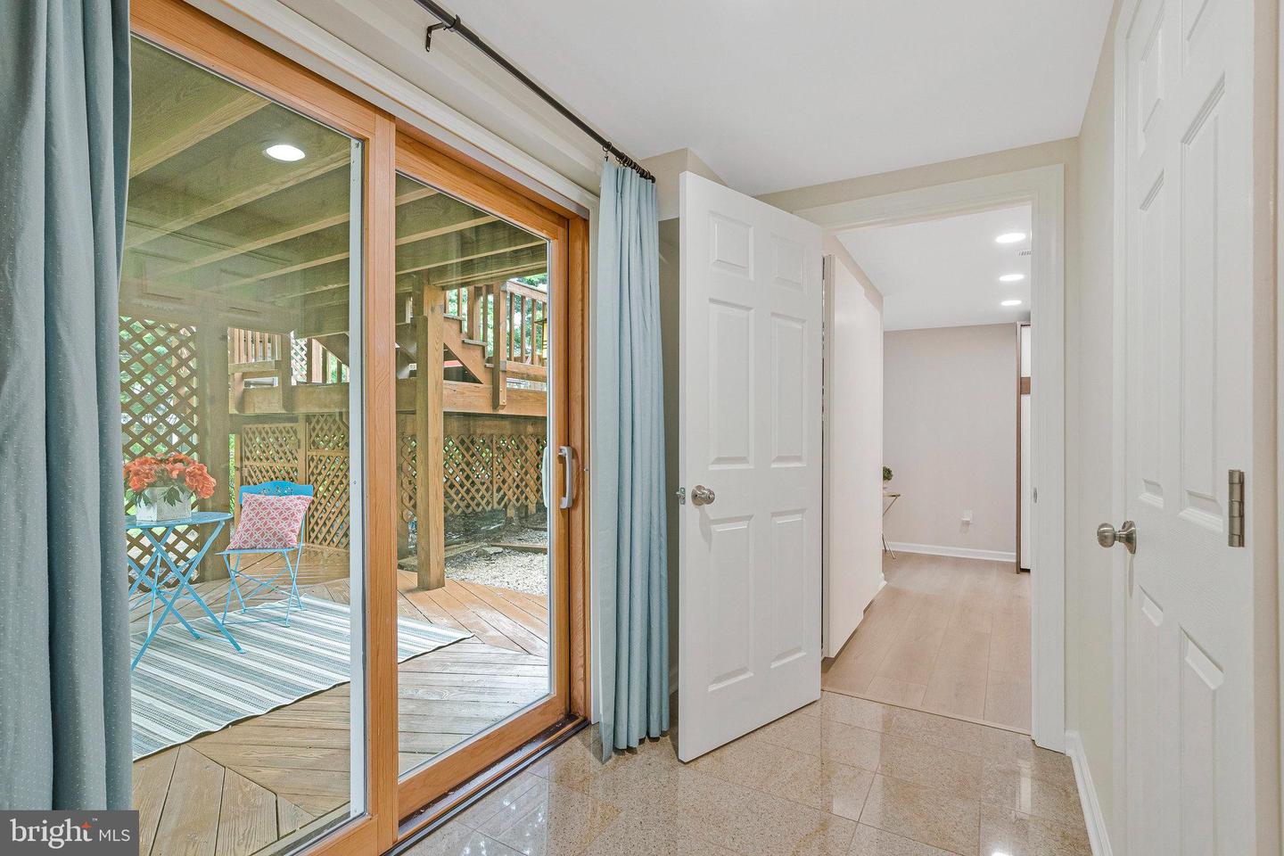 1880 COLD CREEK CT, VIENNA, Virginia 22182, 5 Bedrooms Bedrooms, ,3 BathroomsBathrooms,Residential,For sale,1880 COLD CREEK CT,VAFX2240488 MLS # VAFX2240488