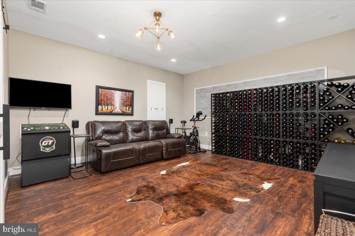 101 DYER CT, HERNDON, Virginia 20170, 4 Bedrooms Bedrooms, ,3 BathroomsBathrooms,Residential,For sale,101 DYER CT,VAFX2240516 MLS # VAFX2240516