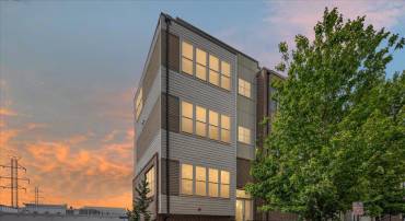 101 DYER CT, HERNDON, Virginia 20170, 4 Bedrooms Bedrooms, ,3 BathroomsBathrooms,Residential,For sale,101 DYER CT,VAFX2240516 MLS # VAFX2240516