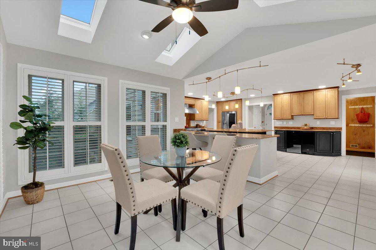 6014 MARILYN DR, ALEXANDRIA, Virginia 22310, 4 Bedrooms Bedrooms, ,4 BathroomsBathrooms,Residential,For sale,6014 MARILYN DR,VAFX2240554 MLS # VAFX2240554