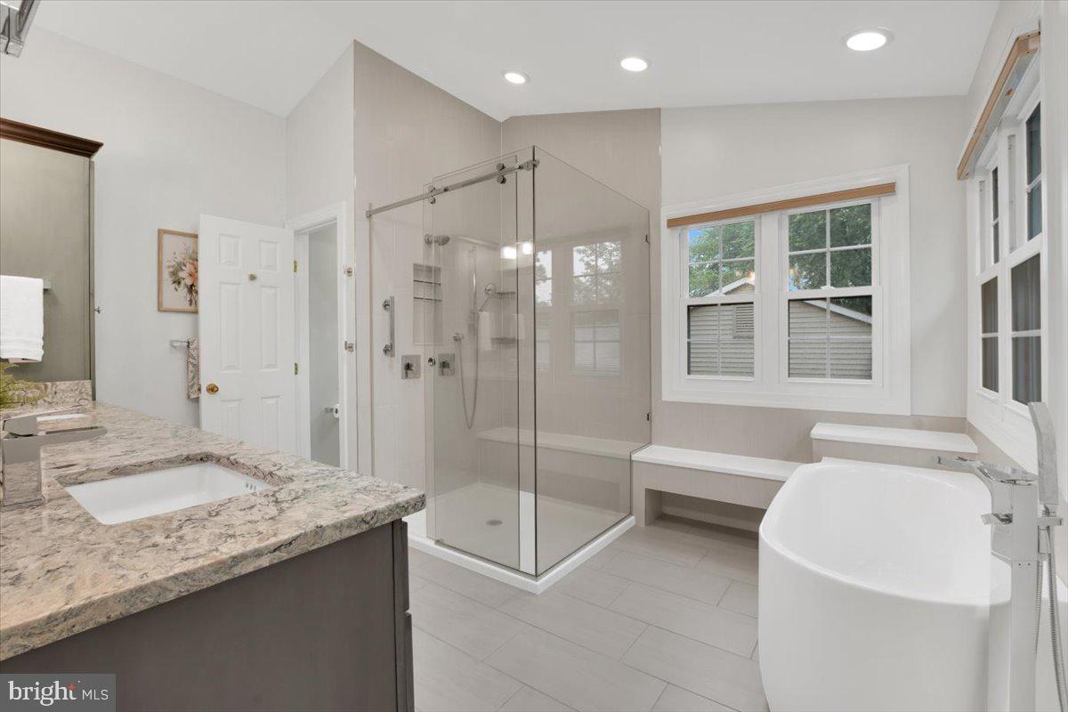 6014 MARILYN DR, ALEXANDRIA, Virginia 22310, 4 Bedrooms Bedrooms, ,4 BathroomsBathrooms,Residential,For sale,6014 MARILYN DR,VAFX2240554 MLS # VAFX2240554