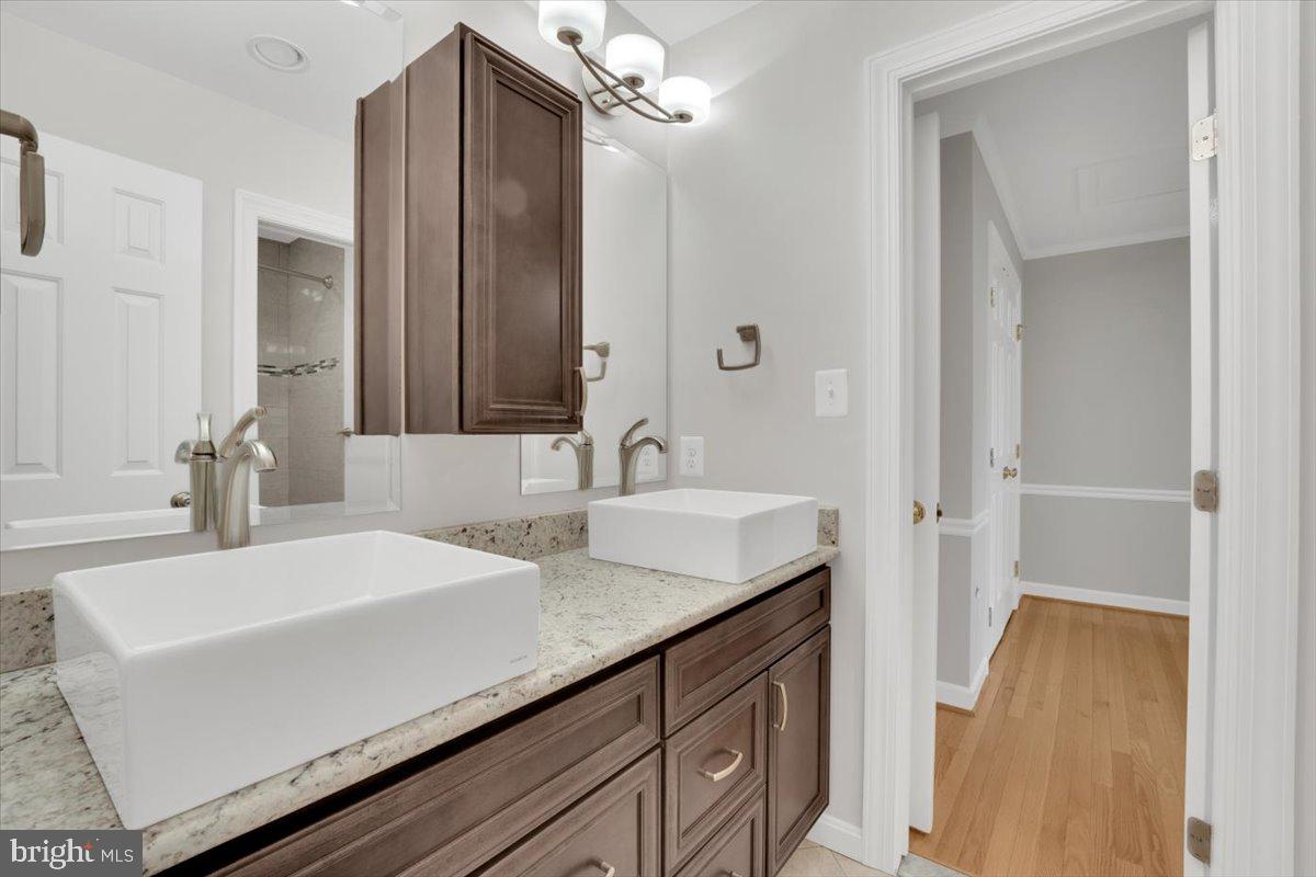 6014 MARILYN DR, ALEXANDRIA, Virginia 22310, 4 Bedrooms Bedrooms, ,4 BathroomsBathrooms,Residential,For sale,6014 MARILYN DR,VAFX2240554 MLS # VAFX2240554
