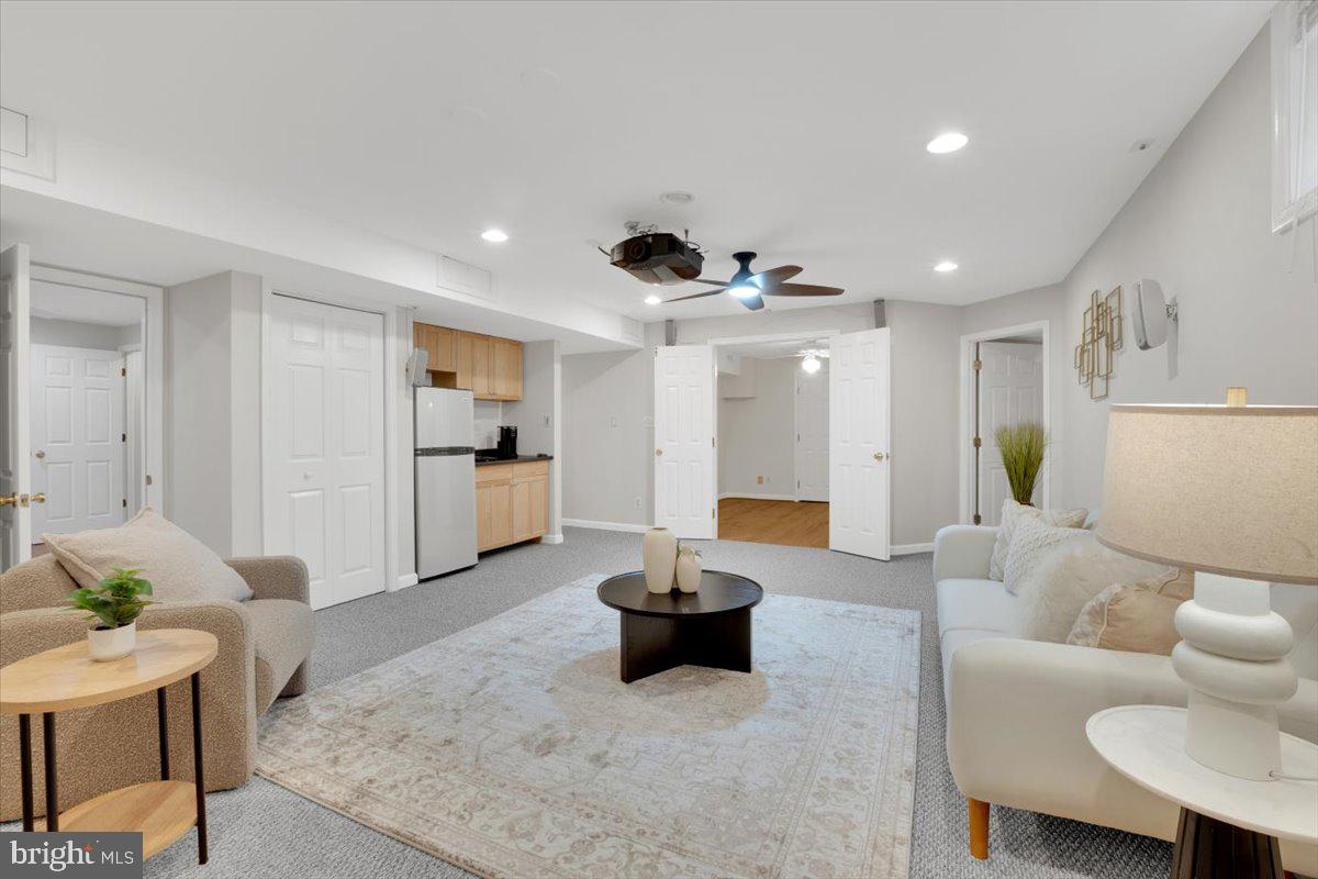 6014 MARILYN DR, ALEXANDRIA, Virginia 22310, 4 Bedrooms Bedrooms, ,4 BathroomsBathrooms,Residential,For sale,6014 MARILYN DR,VAFX2240554 MLS # VAFX2240554