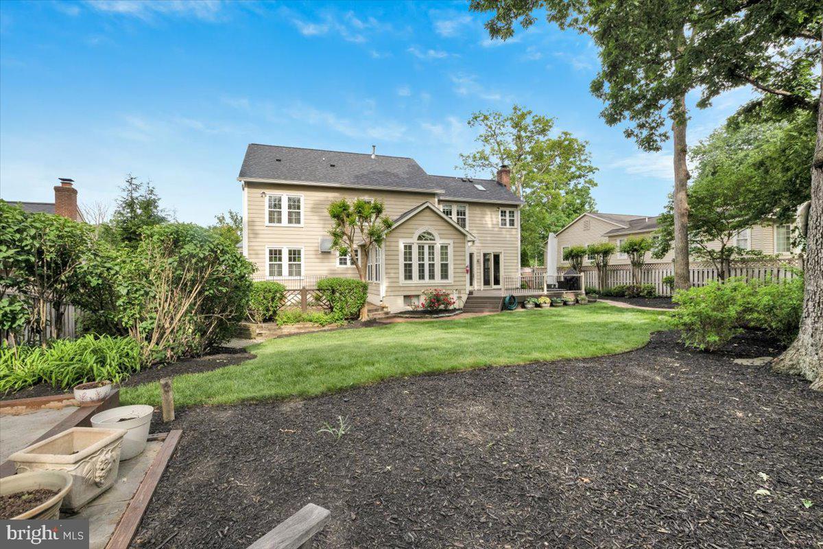 6014 MARILYN DR, ALEXANDRIA, Virginia 22310, 4 Bedrooms Bedrooms, ,4 BathroomsBathrooms,Residential,For sale,6014 MARILYN DR,VAFX2240554 MLS # VAFX2240554