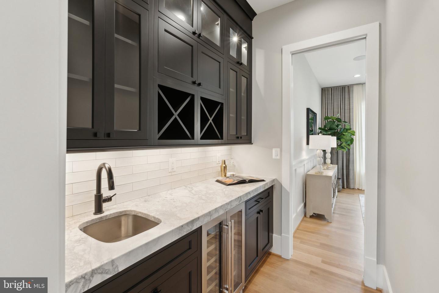1609 WOODMOOR LN, MCLEAN, Virginia 22101, 7 Bedrooms Bedrooms, ,7 BathroomsBathrooms,Residential,For sale,1609 WOODMOOR LN,VAFX2240362 MLS # VAFX2240362