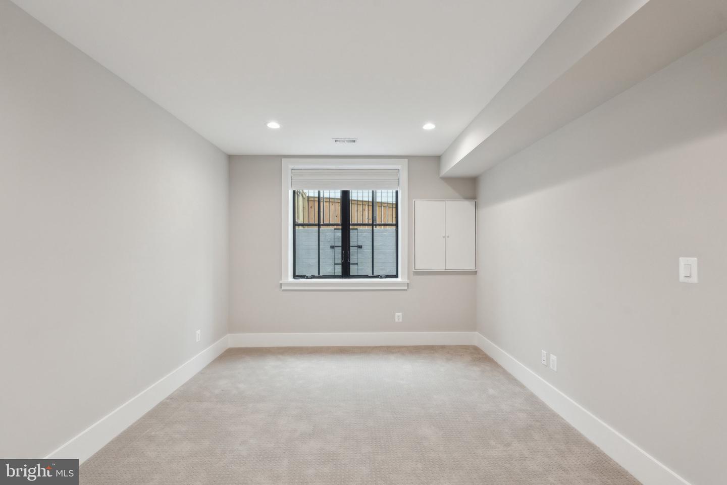 1609 WOODMOOR LN, MCLEAN, Virginia 22101, 7 Bedrooms Bedrooms, ,7 BathroomsBathrooms,Residential,For sale,1609 WOODMOOR LN,VAFX2240362 MLS # VAFX2240362