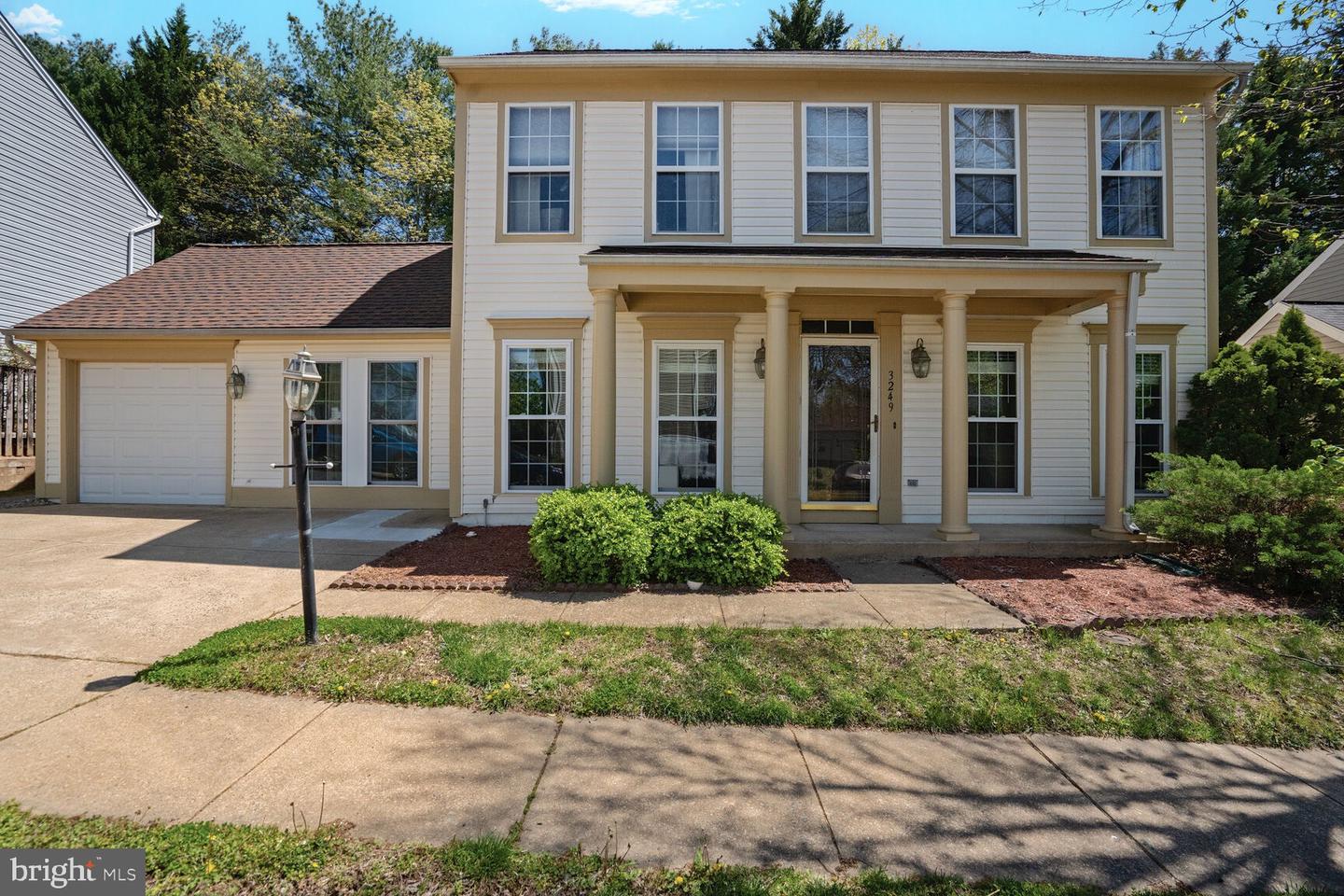 3249 MOUNTAIN LAUREL LOOP, DUMFRIES, Virginia 22026, 4 Bedrooms Bedrooms, ,2 BathroomsBathrooms,Residential,For sale,3249 MOUNTAIN LAUREL LOOP,VAPW2094512 MLS # VAPW2094512