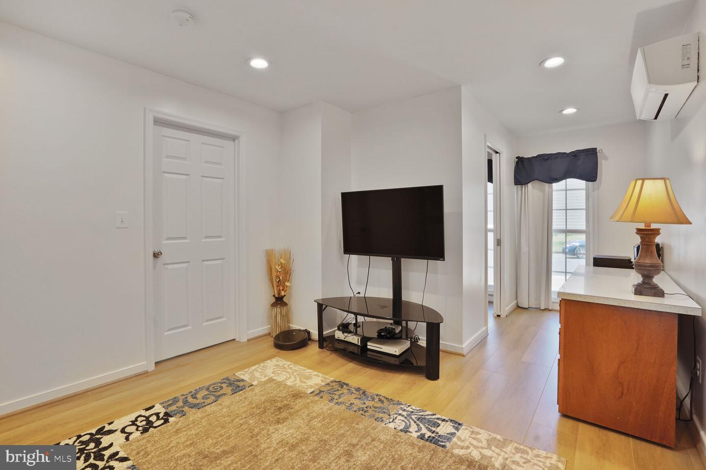 3249 MOUNTAIN LAUREL LOOP, DUMFRIES, Virginia 22026, 4 Bedrooms Bedrooms, ,2 BathroomsBathrooms,Residential,For sale,3249 MOUNTAIN LAUREL LOOP,VAPW2094512 MLS # VAPW2094512