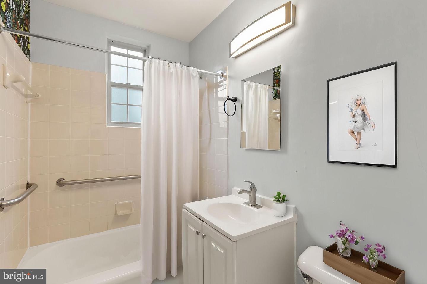 939 LONGFELLOW ST NW #305, WASHINGTON, District Of Columbia 20011, 1 Bedroom Bedrooms, ,1 BathroomBathrooms,Residential,For sale,939 LONGFELLOW ST NW #305,DCDC2200242 MLS # DCDC2200242