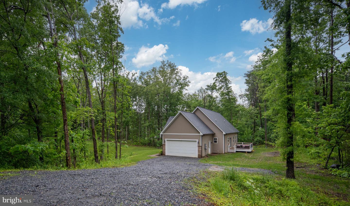 12600 WILDERNESS PARK DR, SPOTSYLVANIA, Virginia 22551, 4 Bedrooms Bedrooms, ,2 BathroomsBathrooms,Residential,For sale,12600 WILDERNESS PARK DR,VASP2033068 MLS # VASP2033068