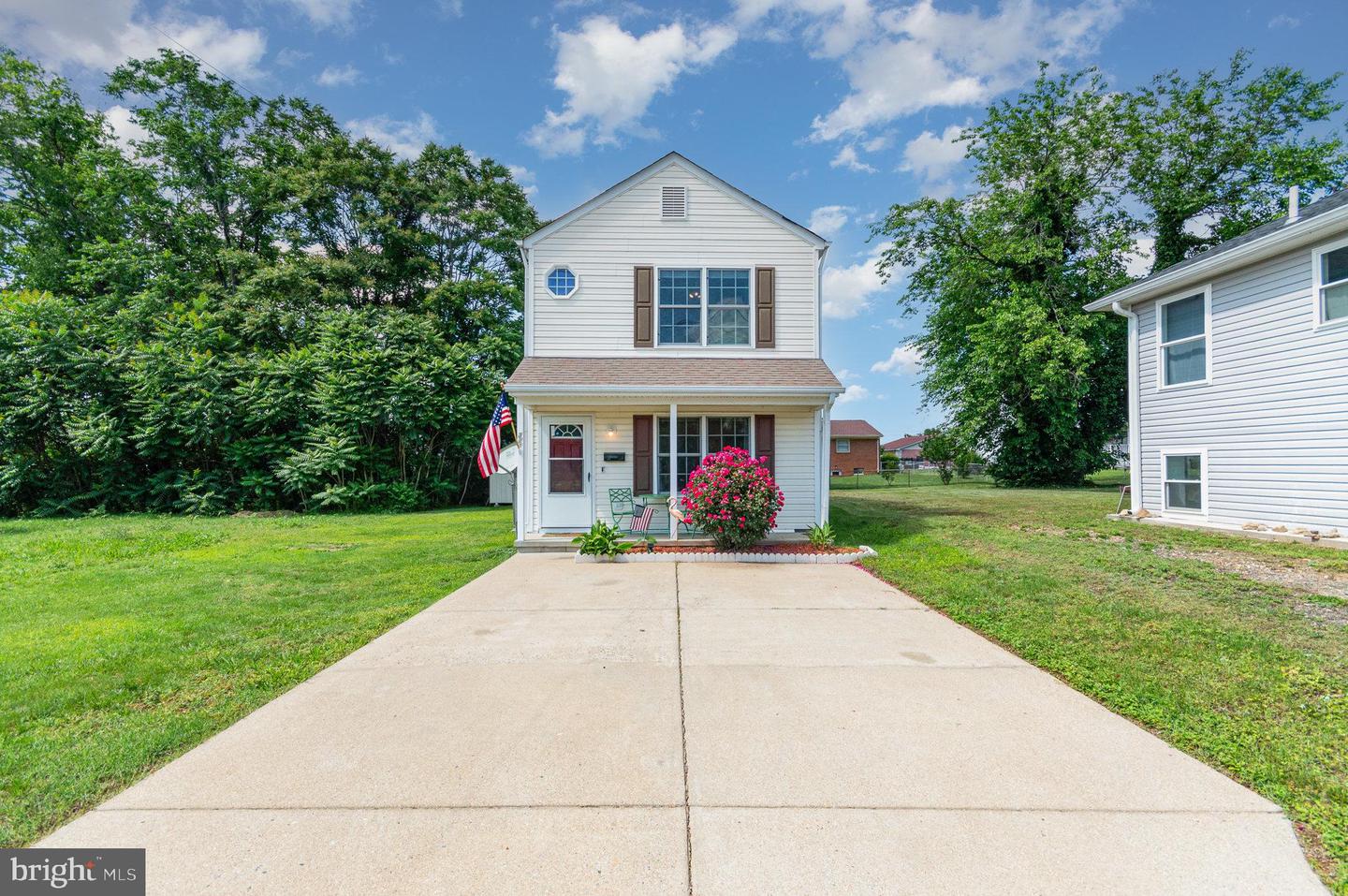 321 MCKINNEY ST, FREDERICKSBURG, Virginia 22401, 4 Bedrooms Bedrooms, ,2 BathroomsBathrooms,Residential,For sale,321 MCKINNEY ST,VAFB2008194 MLS # VAFB2008194