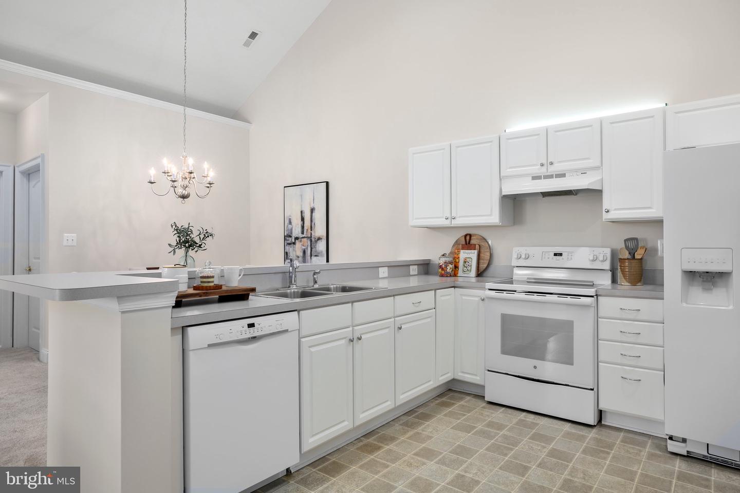 6231 AUTUMN LEAF DR, FREDERICKSBURG, Virginia 22407, 2 Bedrooms Bedrooms, ,2 BathroomsBathrooms,Residential,For sale,6231 AUTUMN LEAF DR,VASP2033090 MLS # VASP2033090