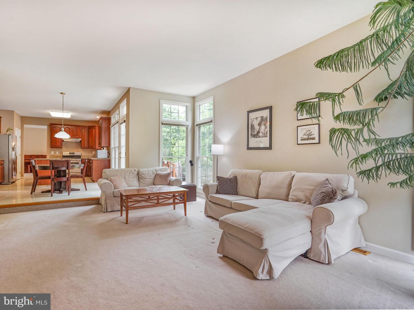 6836 CORDER LN, LORTON, Virginia 22079, 5 Bedrooms Bedrooms, ,3 BathroomsBathrooms,Residential,For sale,6836 CORDER LN,VAFX2240528 MLS # VAFX2240528