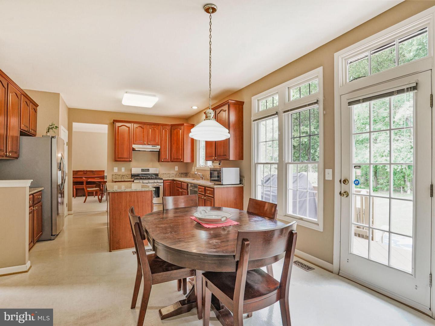 6836 CORDER LN, LORTON, Virginia 22079, 5 Bedrooms Bedrooms, ,3 BathroomsBathrooms,Residential,For sale,6836 CORDER LN,VAFX2240528 MLS # VAFX2240528