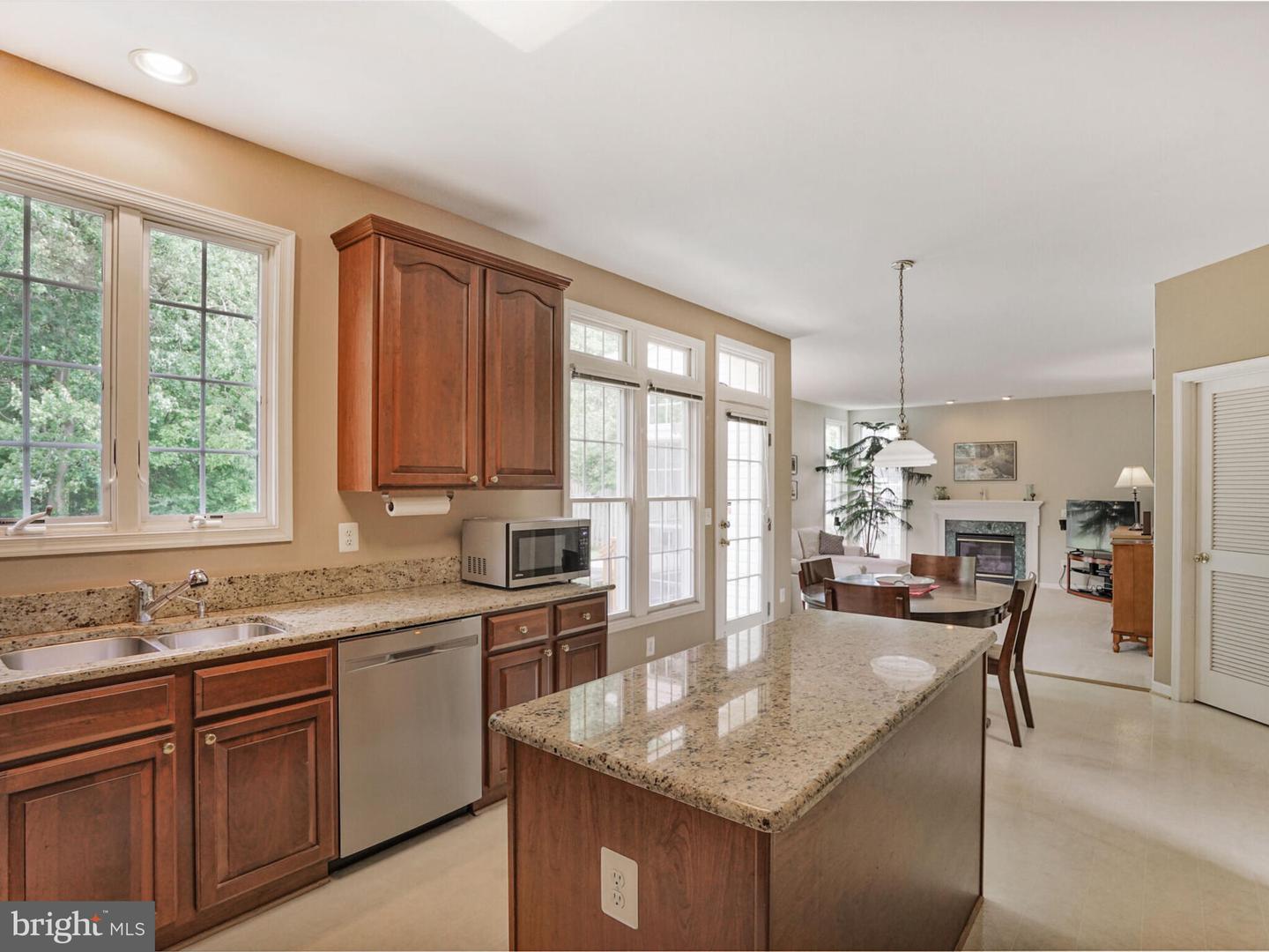 6836 CORDER LN, LORTON, Virginia 22079, 5 Bedrooms Bedrooms, ,3 BathroomsBathrooms,Residential,For sale,6836 CORDER LN,VAFX2240528 MLS # VAFX2240528