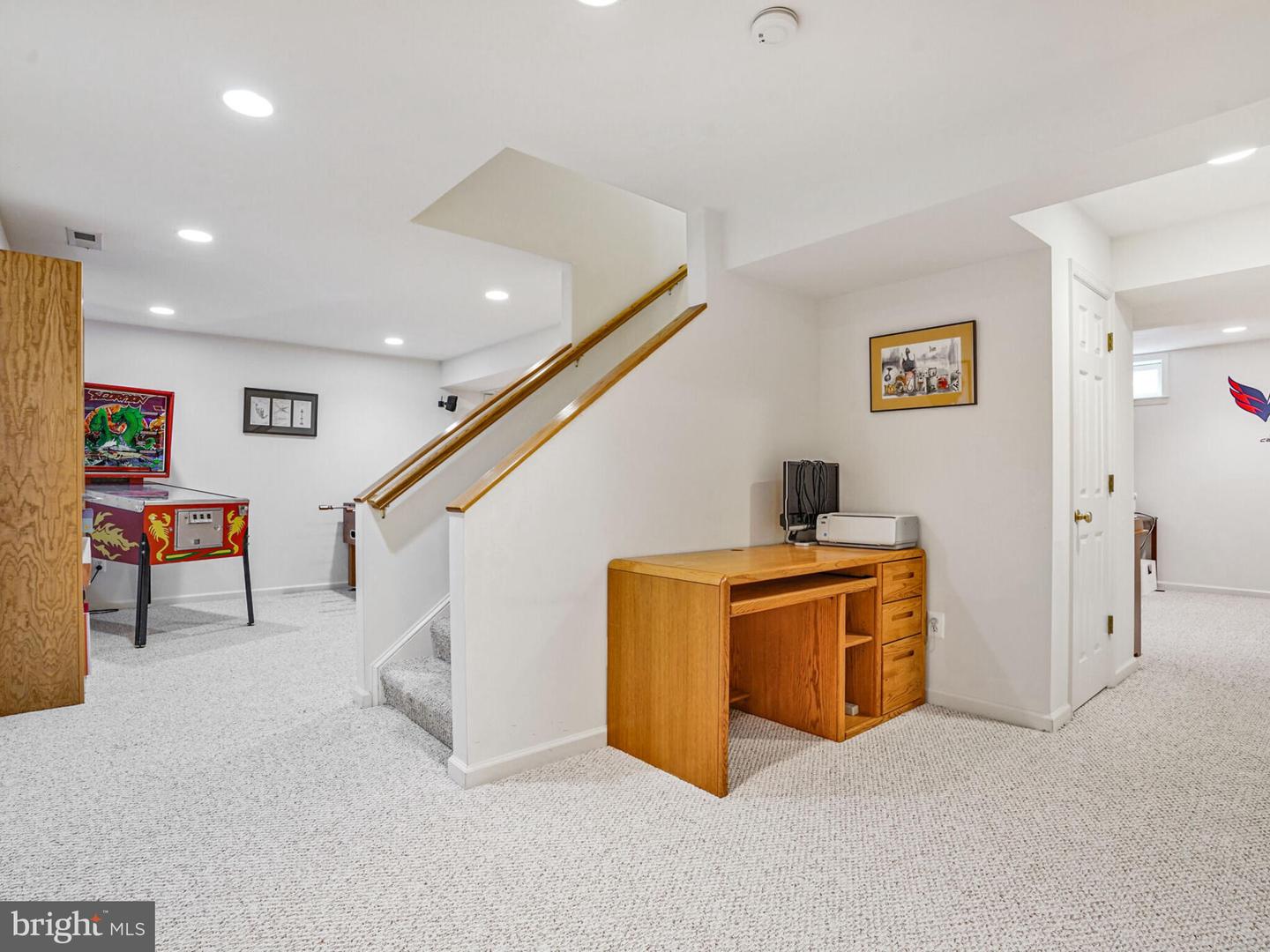 6836 CORDER LN, LORTON, Virginia 22079, 5 Bedrooms Bedrooms, ,3 BathroomsBathrooms,Residential,For sale,6836 CORDER LN,VAFX2240528 MLS # VAFX2240528