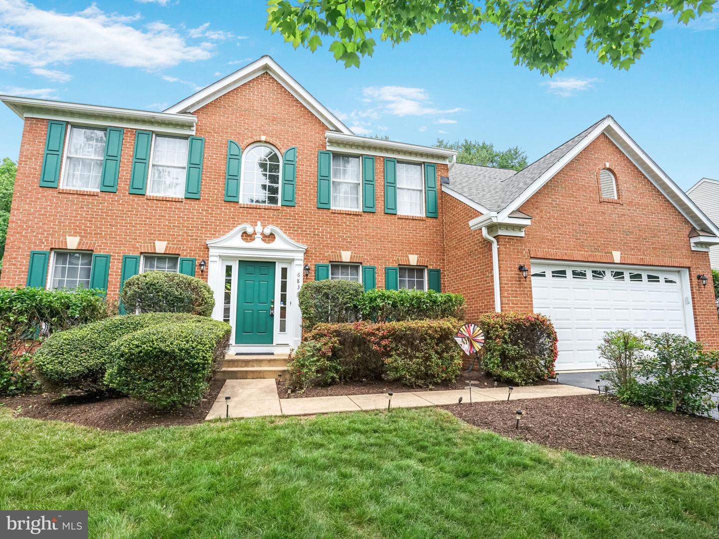 6836 CORDER LN, LORTON, Virginia 22079, 5 Bedrooms Bedrooms, ,3 BathroomsBathrooms,Residential,For sale,6836 CORDER LN,VAFX2240528 MLS # VAFX2240528