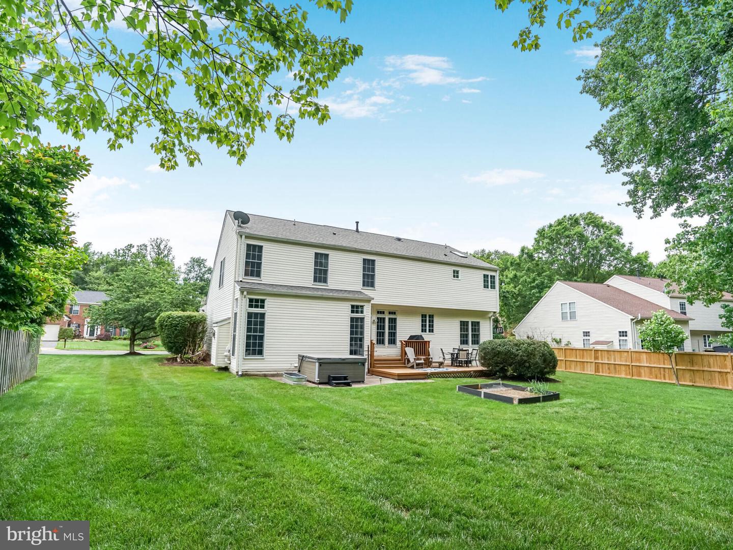 6836 CORDER LN, LORTON, Virginia 22079, 5 Bedrooms Bedrooms, ,3 BathroomsBathrooms,Residential,For sale,6836 CORDER LN,VAFX2240528 MLS # VAFX2240528