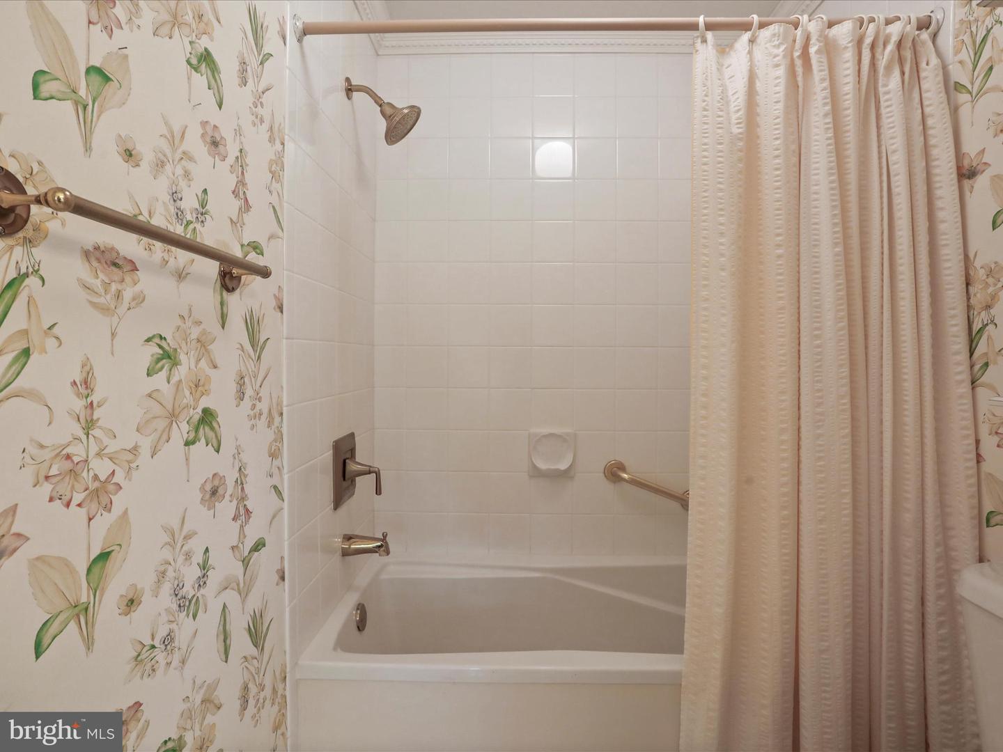 137 S RIVER RD, FRONT ROYAL, Virginia 22630, 3 Bedrooms Bedrooms, ,2 BathroomsBathrooms,Residential,For sale,137 S RIVER RD,VAWR2011146 MLS # VAWR2011146