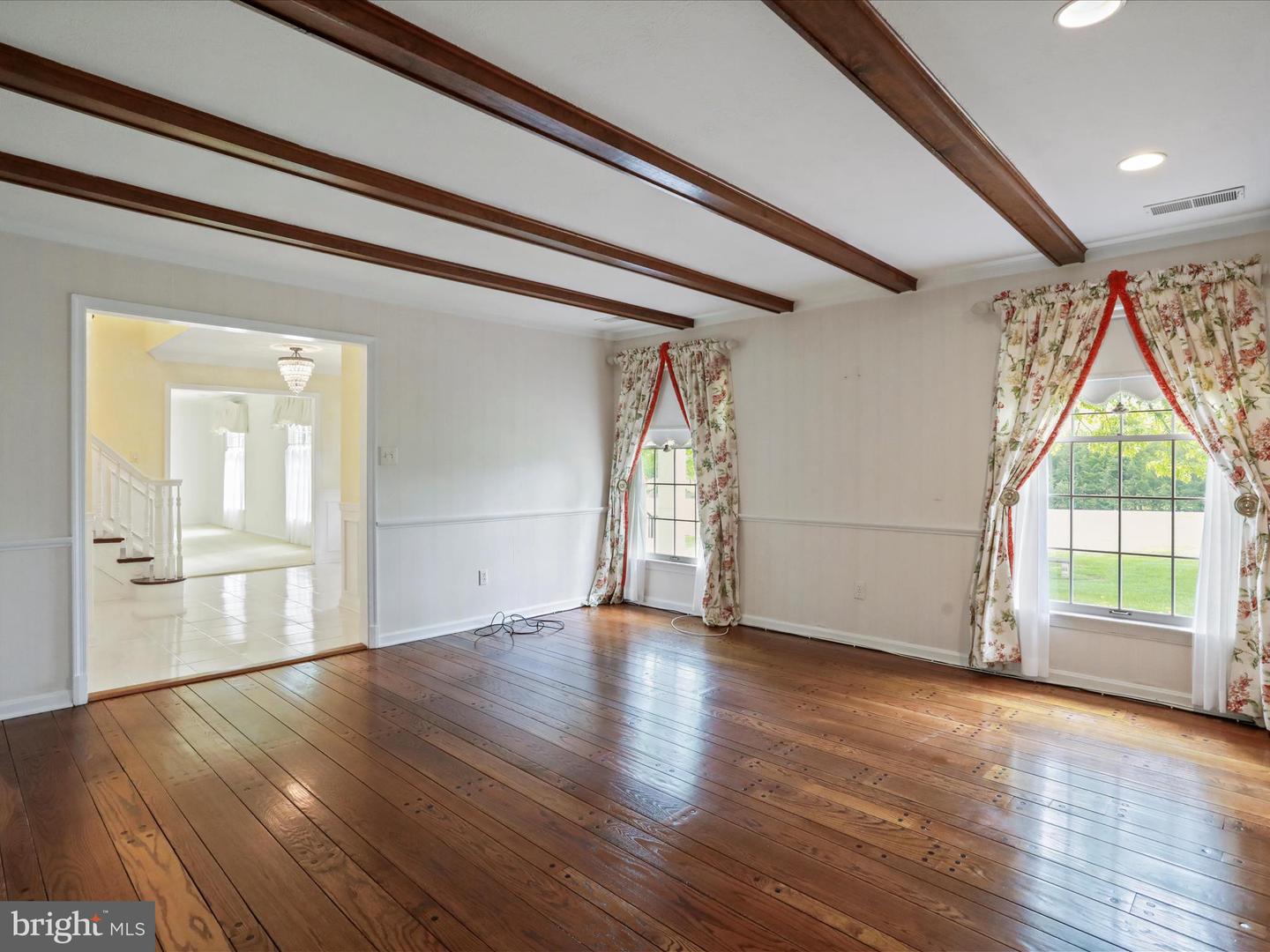 137 S RIVER RD, FRONT ROYAL, Virginia 22630, 3 Bedrooms Bedrooms, ,2 BathroomsBathrooms,Residential,For sale,137 S RIVER RD,VAWR2011146 MLS # VAWR2011146