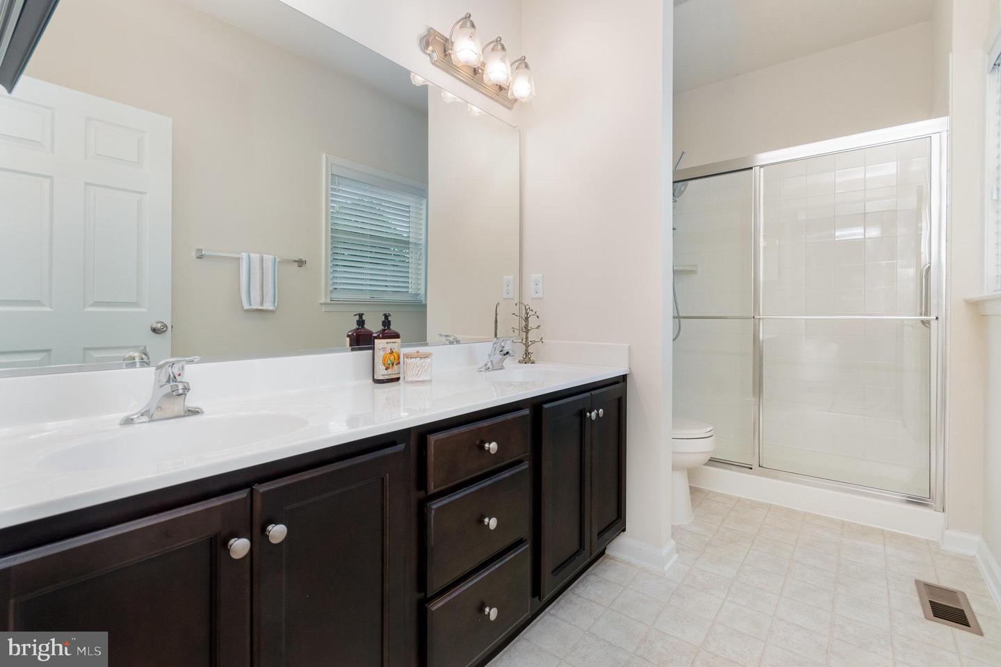 271 DEACON RD, FREDERICKSBURG, Virginia 22405, 4 Bedrooms Bedrooms, ,3 BathroomsBathrooms,Residential,For sale,271 DEACON RD,VAST2038782 MLS # VAST2038782