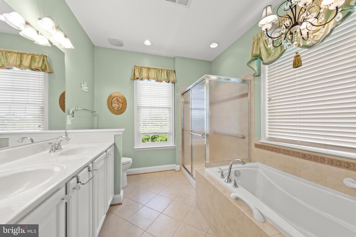 6848 TRED AVON PL, GAINESVILLE, Virginia 20155, 3 Bedrooms Bedrooms, ,3 BathroomsBathrooms,Residential,For sale,6848 TRED AVON PL,VAPW2094568 MLS # VAPW2094568